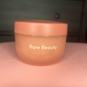 Rare Beauty- Find Comfort Bouncy Cream